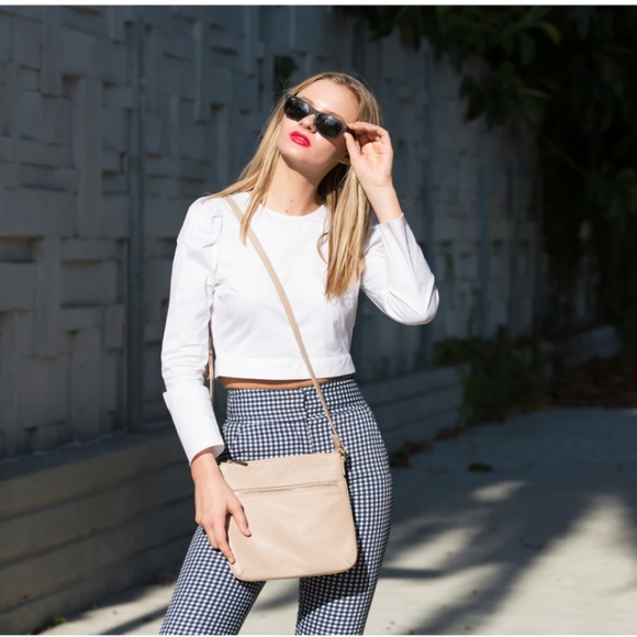 Susu Beige Leather Saxon Crossbody Handbag - Picture 3 of 12